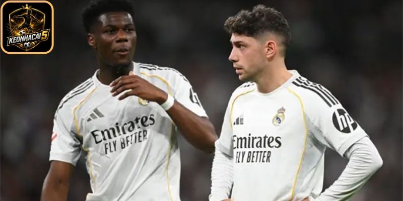 Valverde và Tchouameni gây náo loạn Bernabeu